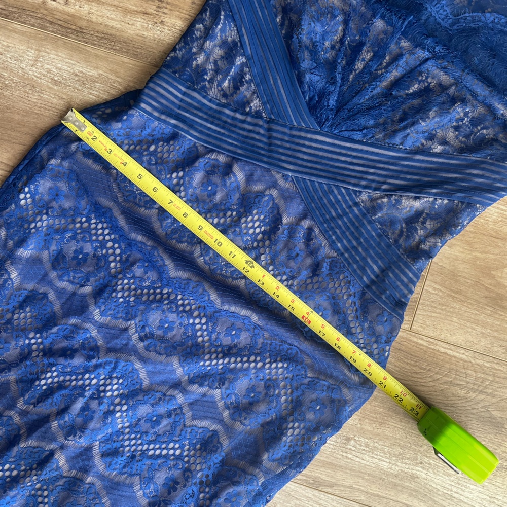 Tadashi Shoji Royal Blue Backless Lace Dress good condition - Picture 11 of 14